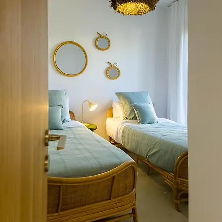 Nour, Modern High-ceiling Retreat With Pool In Plaka Naxos * Naxos City