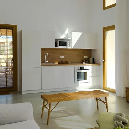Nour, Modern High-ceiling Retreat With Pool In Plaka Naxos Вилла