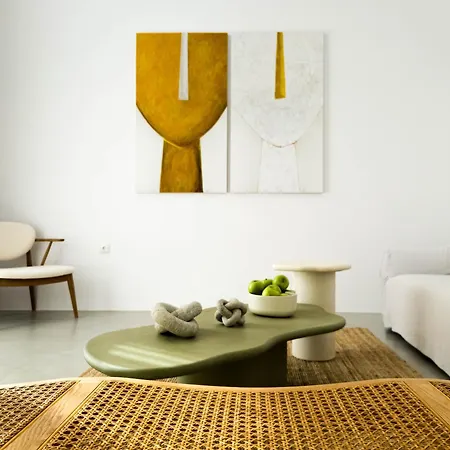 빌라 Nour, Modern High-ceiling Retreat With Pool In Plaka Naxos *