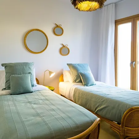 Nour, Modern High-ceiling Retreat With Pool In Plaka Naxos * Agios Arsenios
