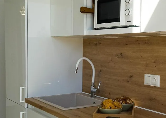 Nour, Modern High-ceiling Retreat With Pool In Plaka Naxos *