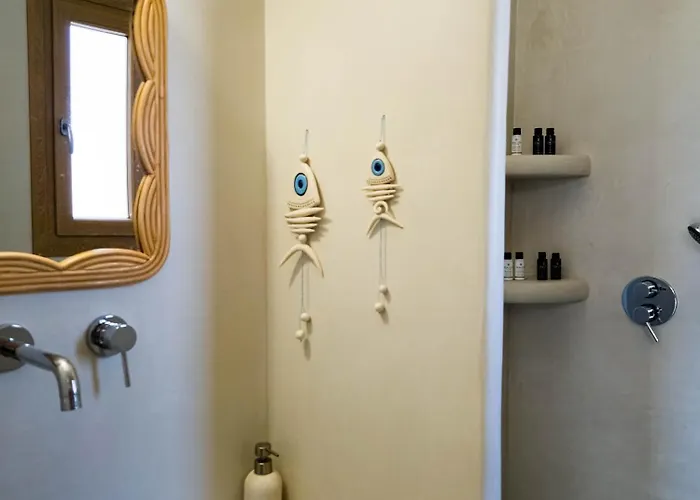 Nour, Modern High-ceiling Retreat With Pool In Plaka Naxos Naxos City